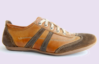 Casual leather men and women shoes manufacturer, the best Italian leather shoes and made in Italy design to produce the Donianna shoes, classic and casual women shoes leather boots manufacturing distributors, leather classic and casual men shoes and a collection of men boots for wholesale shoe distributors in France, Germany, England, USA, Canada, Dubai, Saudi Arabia, Mexico, Latin America... and the most important shoemaker market business to business industry